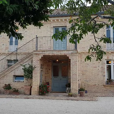 Elegant And Cosy Country Villa With Large Garden Villa