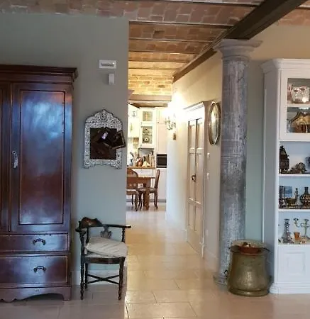 Villa Elegant And Cosy Country Villa With Large Garden
